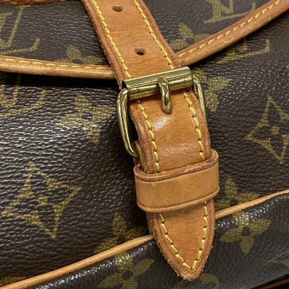 LOUIS VUITTON Saumur 30 Monogram Shoulder Bag Monogram Canvas 537-090125 - Picture 9 of 14